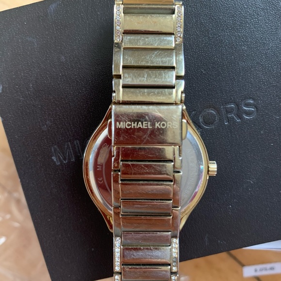 MK Watch ⌚️ - Picture 4 of 7